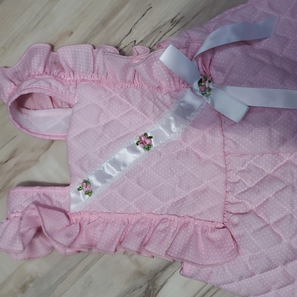 Vintage Pink with White Dots Quilted Ruffled Strap Overalls 18 Months - Picture 3 of 8